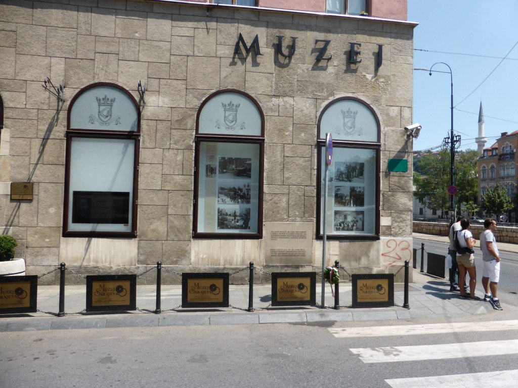 A historic sight. This is the place where Frans Ferdinand and his wife Sofia were assassinated on the 28th of June 1914.